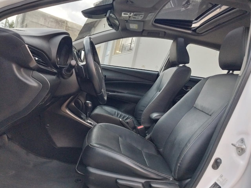 toyota yaris 1.5 16v flex sedan xls connect multidrive 4p automatico 202310