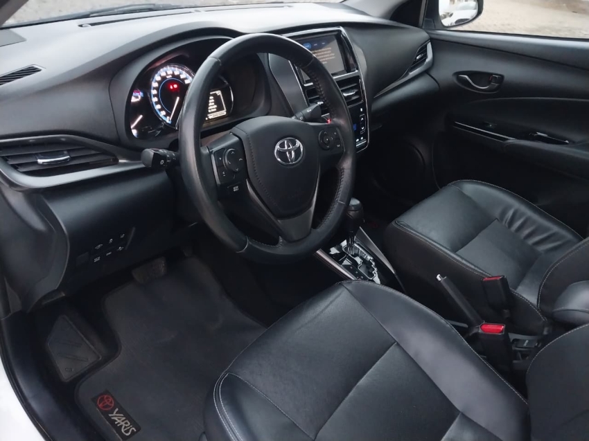 toyota yaris 1.5 16v flex sedan xls connect multidrive 4p automatico 202311