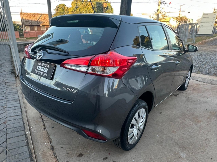 toyota yaris 1.5 16v flex xl multidrive 4p automatico 20255