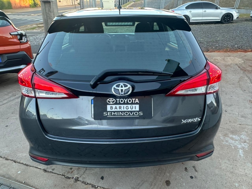toyota yaris 1.5 16v flex xl multidrive 4p automatico 20254