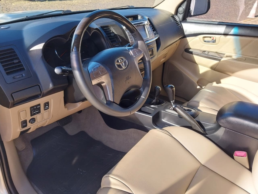 toyota hilux 3.0 sr 4x4 cd 16v turbo intercooler diesel 4p automatico 201512
