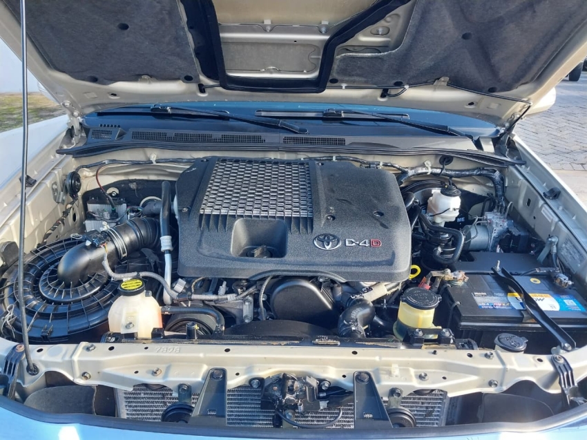 toyota hilux 3.0 sr 4x4 cd 16v turbo intercooler diesel 4p automatico 201514