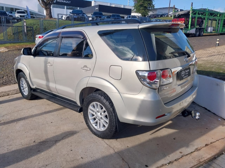 toyota hilux 3.0 sr 4x4 cd 16v turbo intercooler diesel 4p automatico 20153