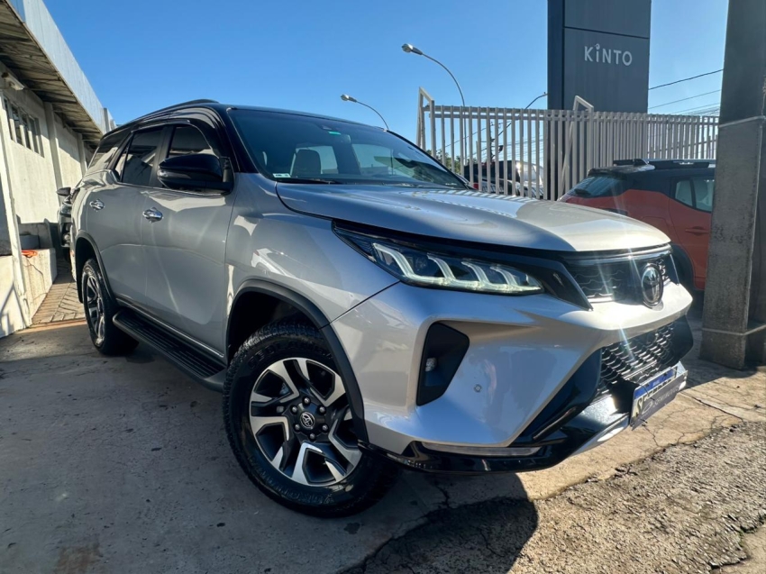 toyota hilux sw4 2.8 d-4d turbo diesel diamond 7l 4x4 automatico 5p 2022