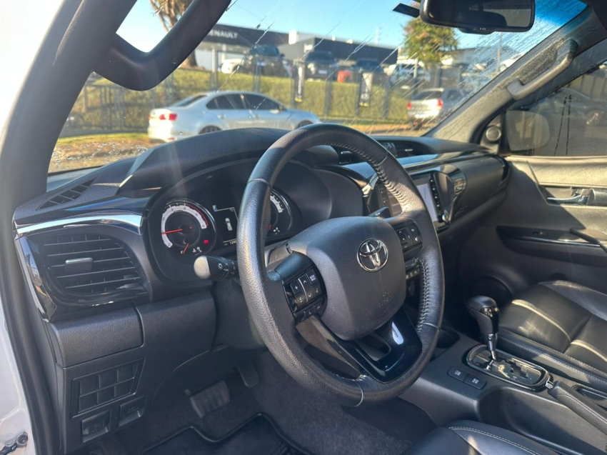 toyota hilux 2.8 srx 4x4 cd 16v diesel 4p automatico 2.7 flex 202015