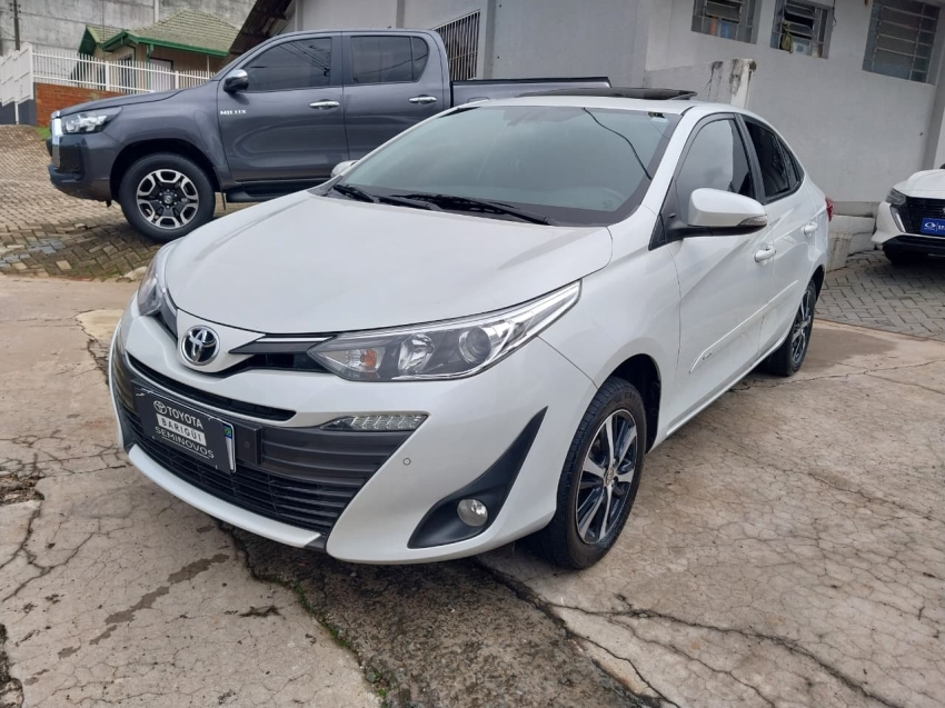 toyota yaris 1.5 16v flex sedan xls connect multidrive 4p automatico 20222