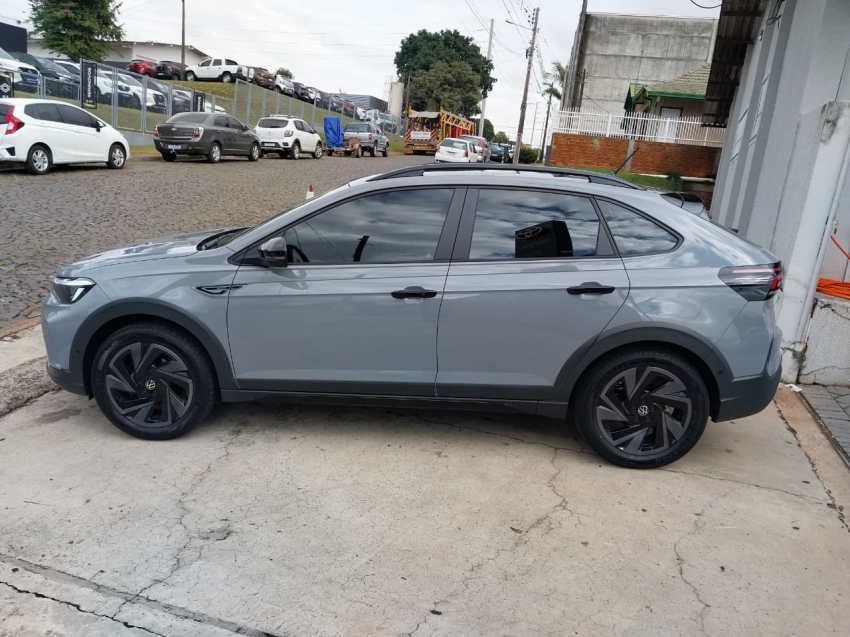 volkswagen nivus 1.0 200 tsi total flex highline automatico 4p 20256