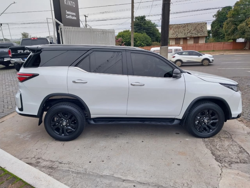 toyota hilux sw4 2.8 d-4d turbo diesel diamond 7l 4x4 automatico 4p 20257