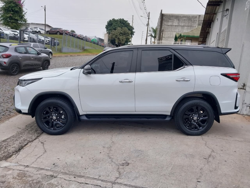 toyota hilux sw4 2.8 d-4d turbo diesel diamond 7l 4x4 automatico 4p 20253