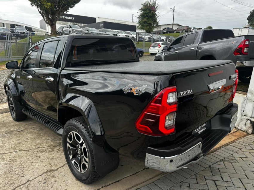 toyota hilux 2.8 d-4d turbo diesel cd srx plus 4x4 automatico 4p 20243