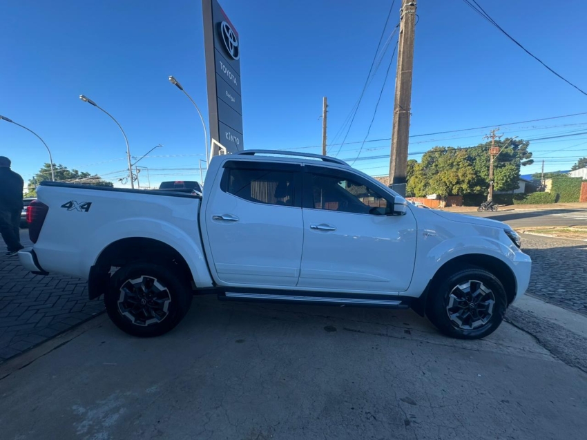 nissan frontier 2.3 16v turbo diesel platinum cd 4x4 automatico 4p 20244