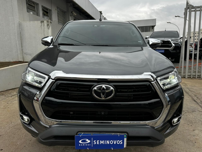 toyota hilux 2.8 d-4d turbo diesel cd srx 4x4 automatico 4p 20251
