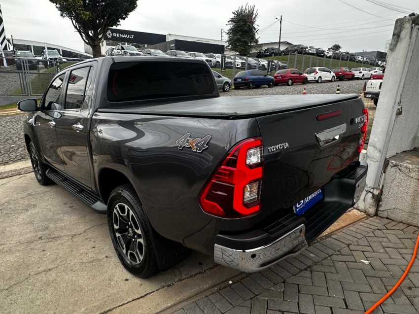 toyota hilux 2.8 d-4d turbo diesel cd srx 4x4 automatico 4p 20255