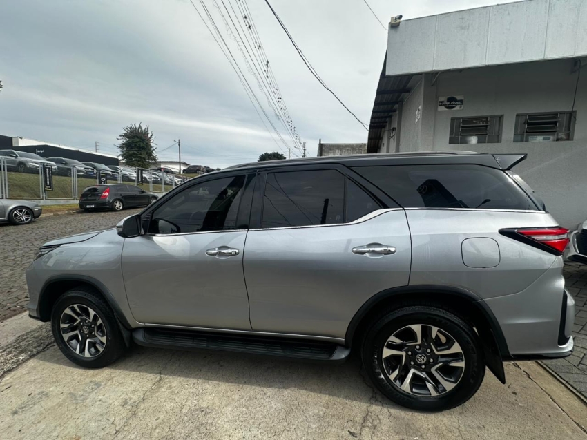toyota hilux sw4 2.8 d-4d turbo diesel srx platinum 7l 4x4 automatico 4p 20244