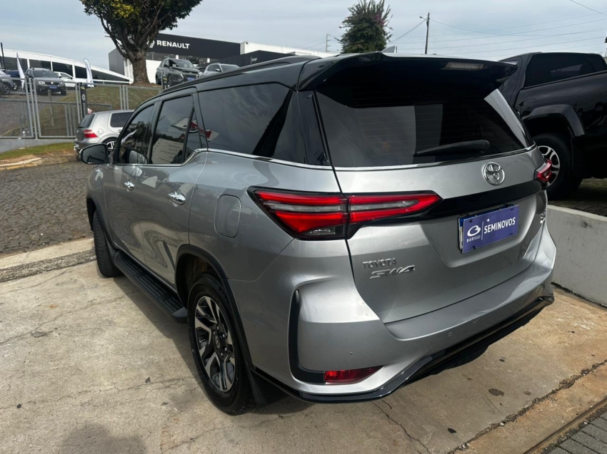 toyota hilux sw4 2.8 d-4d turbo diesel srx platinum 7l 4x4 automatico 4p 20245