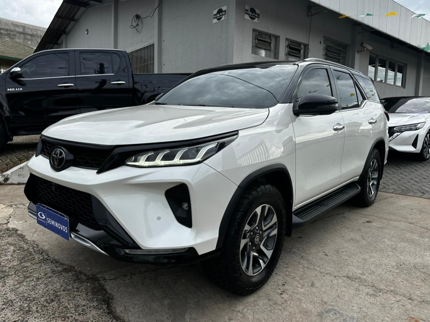 toyota hilux sw4 2.8 d-4d turbo diesel diamond 7l 4x4 automatico 4p 20222