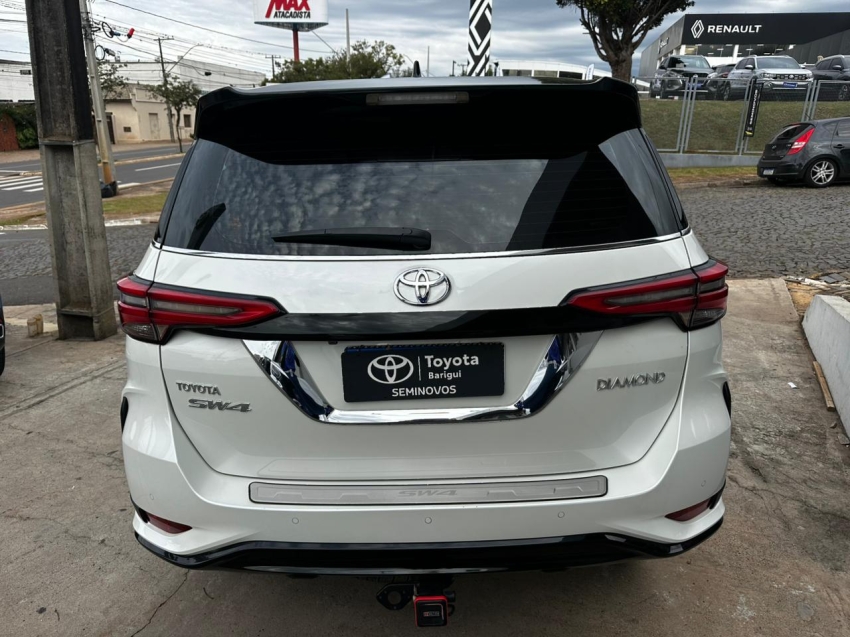 toyota hilux sw4 2.8 d-4d turbo diesel diamond 7l 4x4 automatico 4p 20226