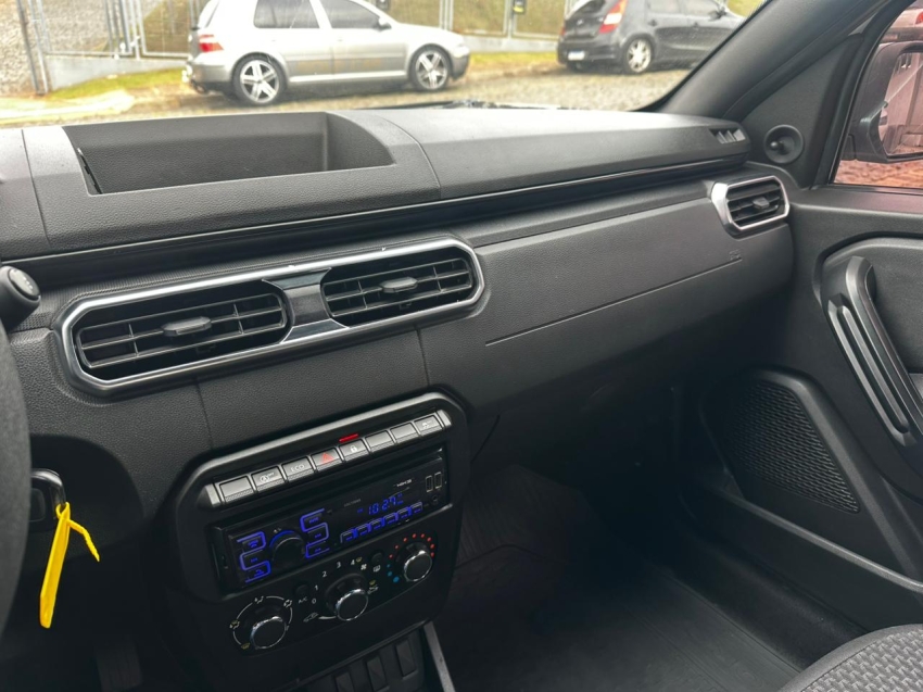 renault oroch 1.6 16v sce flex pro manual 4p 202515
