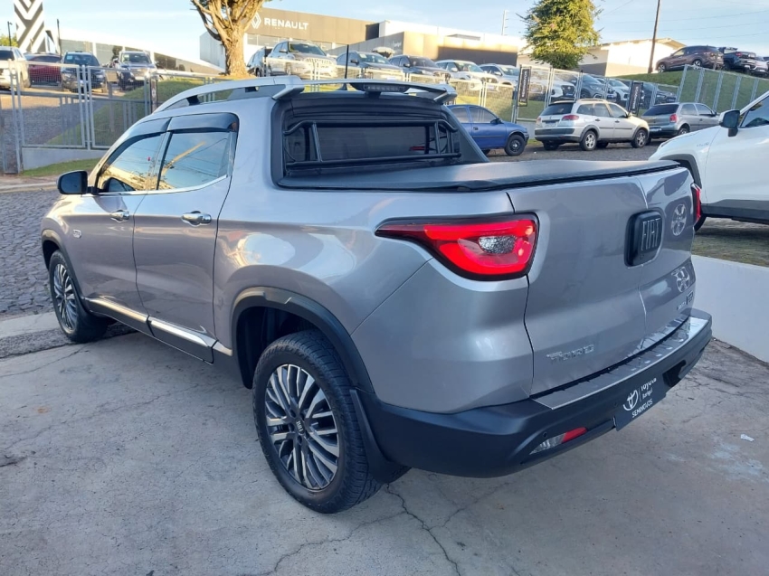 fiat toro 2.0 16v turbo diesel volcano 4wd at9 4p automatico 20244