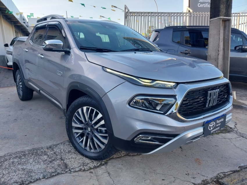 fiat toro 2.0 16v turbo diesel volcano 4wd at9 4p automatico 2024