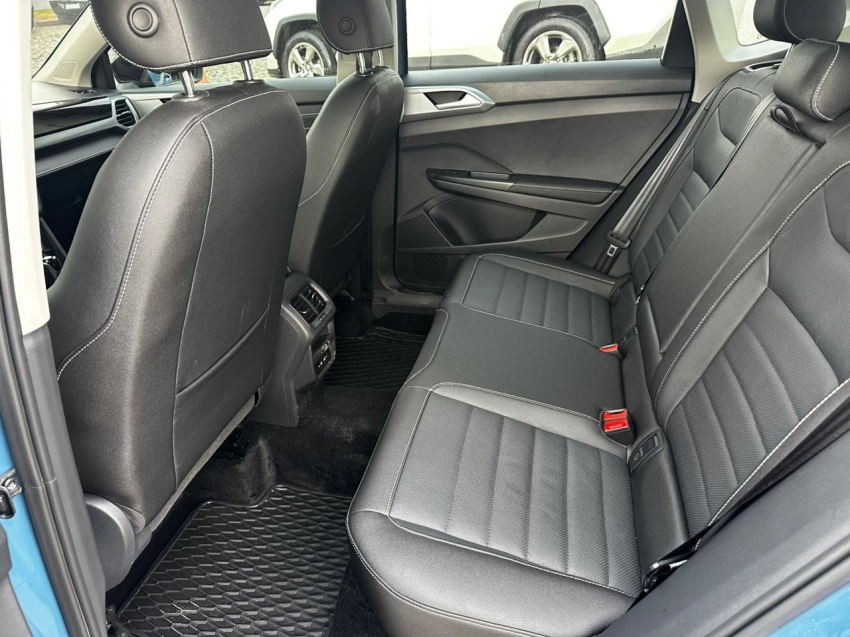 volkswagen taos 1.4 250 tsi total flex highline automatico 4p 202611