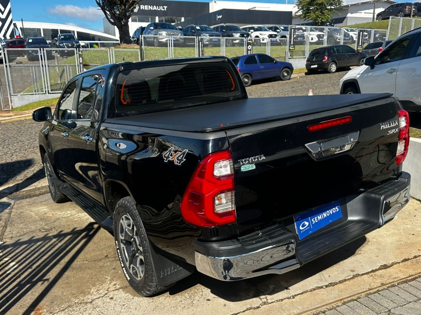 toyota hilux 2.8 d-4d turbo diesel cd srx 4x4 automatico 4p 20215