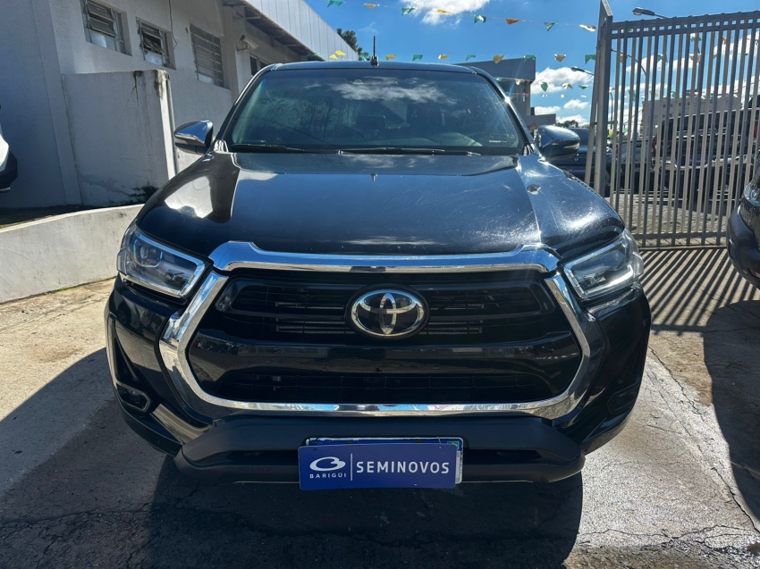 toyota hilux 2.8 d-4d turbo diesel cd srx 4x4 automatico 4p 20211
