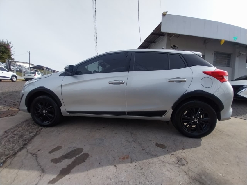 toyota yaris 1.5 16v flex x way multidrive 4p automatico 20193