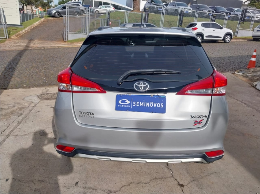 toyota yaris 1.5 16v flex x way multidrive 4p automatico 20196