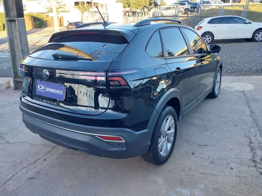 volkswagen nivus 1.0 200 tsi total flex comfortline automatico 4p 20245