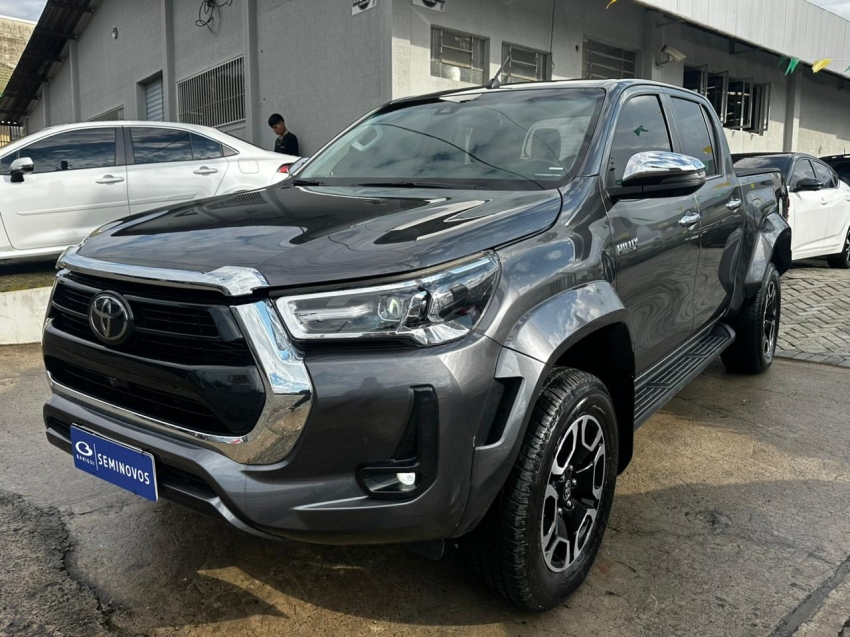 toyota hilux 2.8 d-4d turbo diesel cd srx plus 4x4 automatico 4p 20242