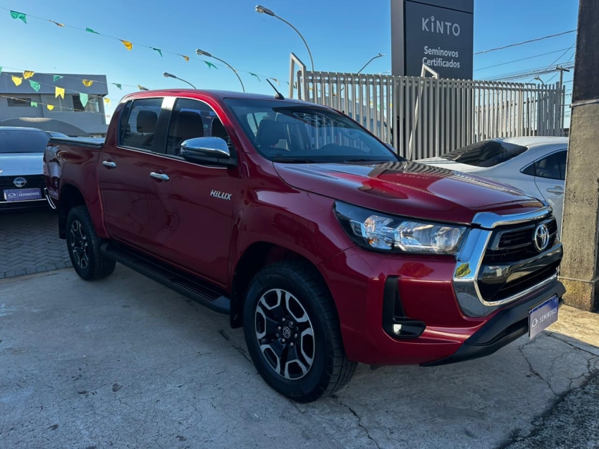 toyota hilux 2.8 d-4d turbo diesel cd srv 4x4 automatico 4p 2022