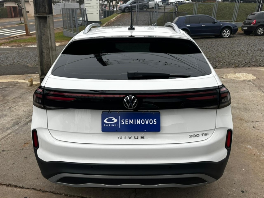 volkswagen nivus 1.0 200 tsi total flex highline automatico 5p 20267