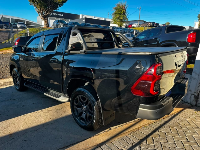 toyota hilux 2.8 d-4d turbo diesel cd srx 4x4 automatico 4p 20236