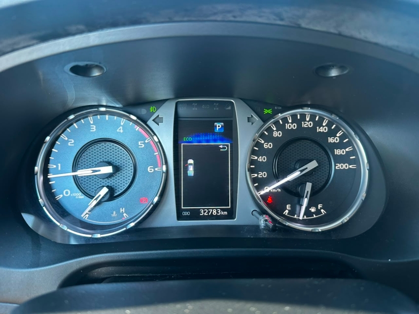toyota hilux 2.8 d-4d turbo diesel cd srx 4x4 automatico 4p 202315