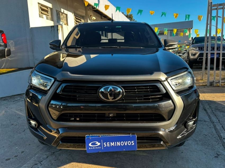 toyota hilux 2.8 d-4d turbo diesel cd srx 4x4 automatico 4p 20232
