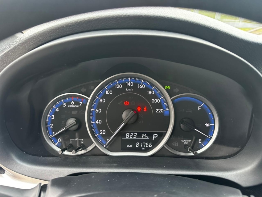toyota yaris 1.5 16v flex xl plus connect multidrive 5p automatico 202114