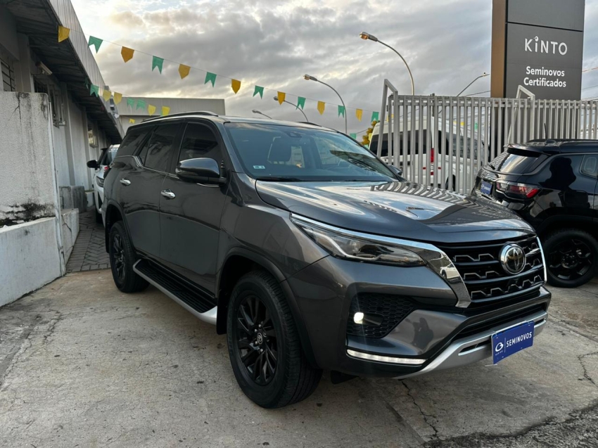 toyota hilux sw4 2.8 d-4d turbo diesel srx 7l 4x4 automatico 5p 20220