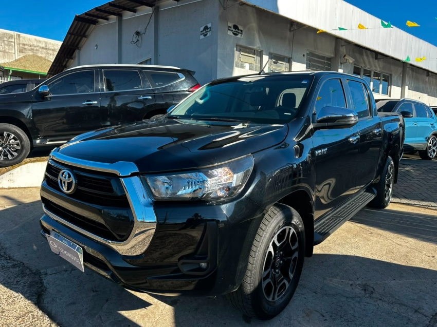 toyota hilux 2.8 d-4d turbo diesel cd srv 4x4 automatico 4p 20241