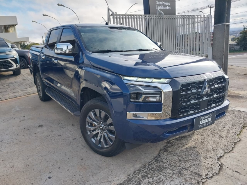 mitsubishi triton 2.4 biturbo diesel cd hpe-s 4x4 automatico 4p 2026
