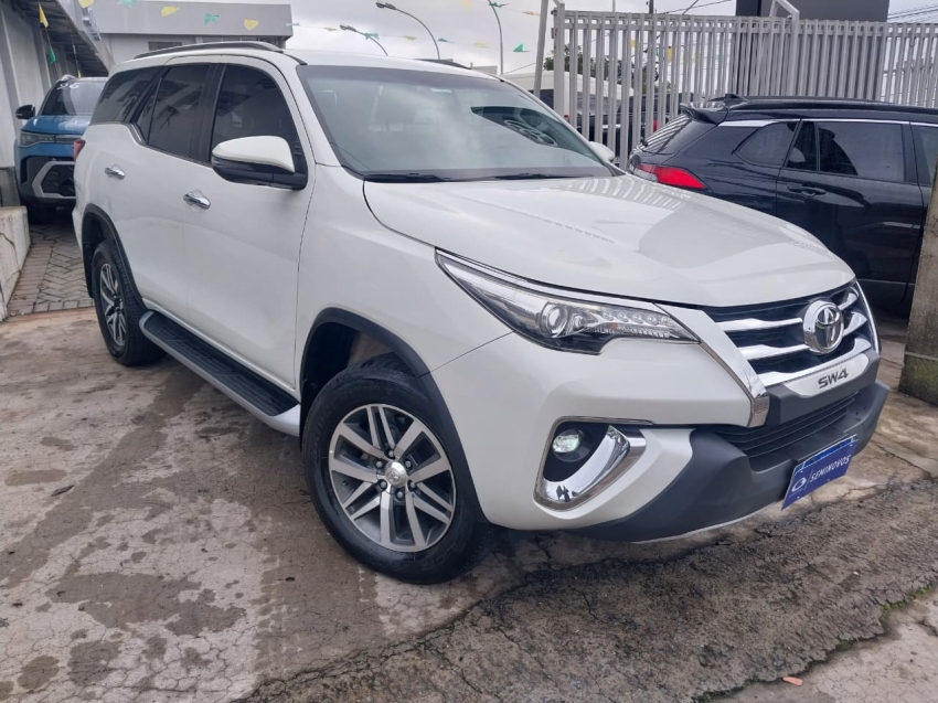 toyota hilux sw4 2.8 srx 4x4 7 lugares 16v turbo intercooler diesel 4p automatico 20200