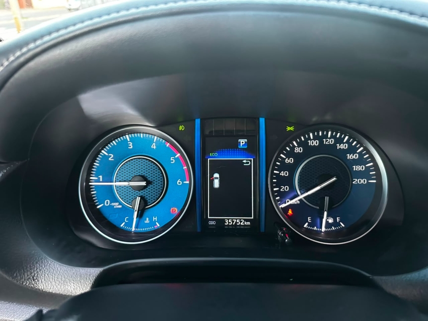 toyota hilux sw4 2.8 d-4d turbo diesel srx platinum 4x4 automatico 4p 202414
