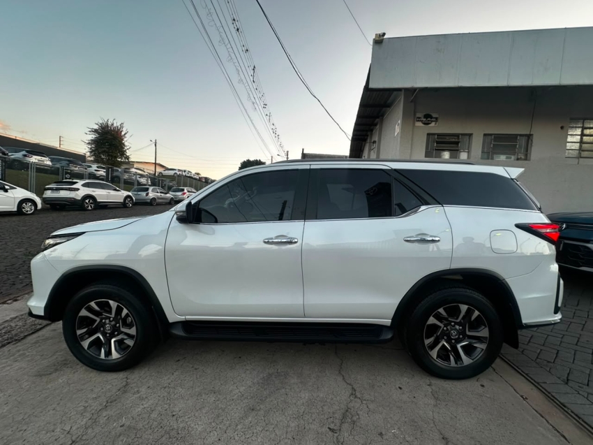 toyota hilux sw4 2.8 d-4d turbo diesel srx platinum 4x4 automatico 4p 20245