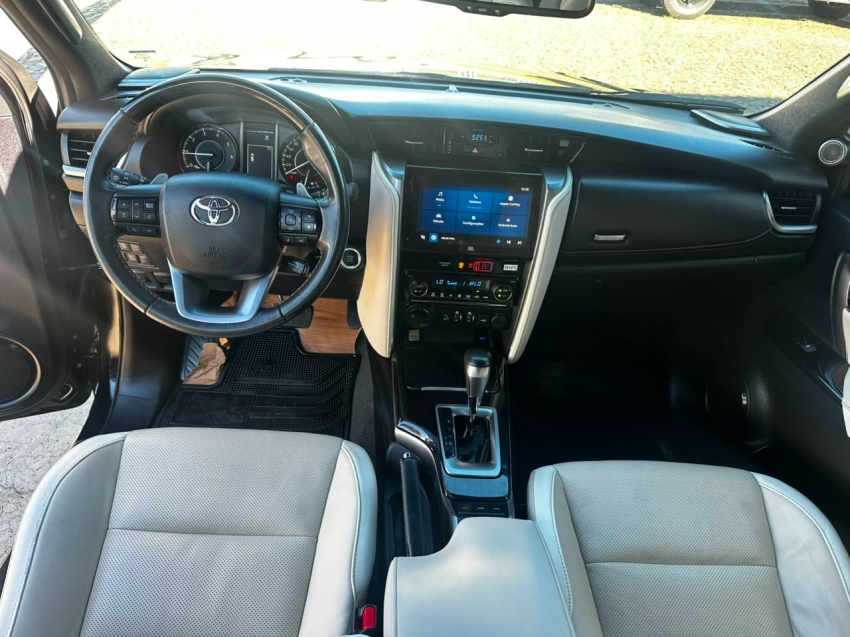 toyota hilux sw4 2.8 d-4d turbo diesel diamond 7l 4x4 automatico 4p 20249