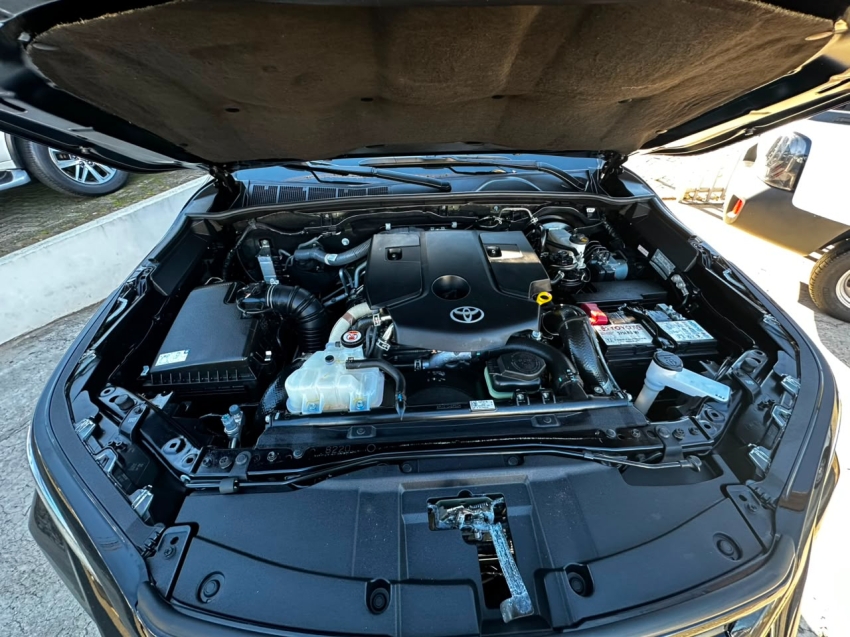 toyota hilux sw4 2.8 d-4d turbo diesel diamond 7l 4x4 automatico 4p 20242