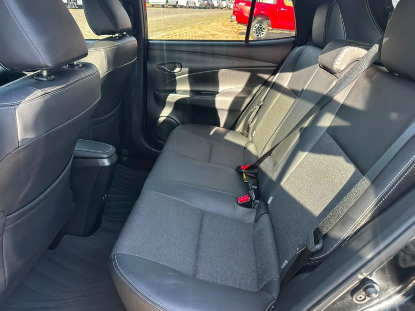 toyota yaris 1.5 16v flex xs multidrive 4p automatico 20249