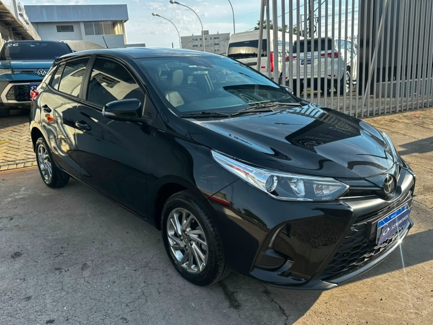 toyota yaris 1.5 16v flex xs multidrive 4p automatico 2024