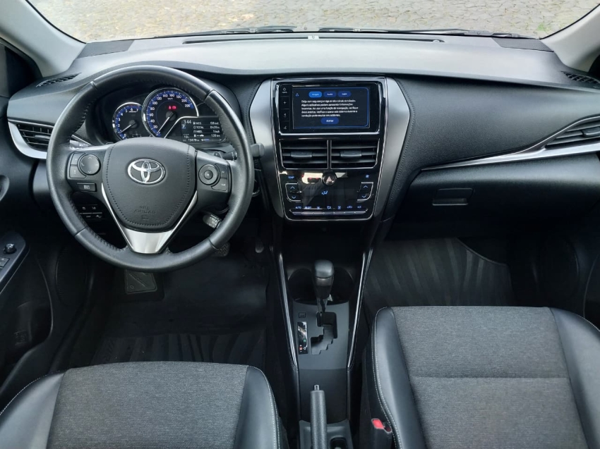 toyota yaris 1.5 16v flex sedan xs multidrive 4p automatico 20248