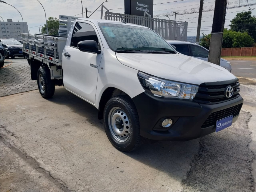 toyota hilux 2.8 d-4d turbo diesel chassi 4x4 manual 2p automatico 2025
