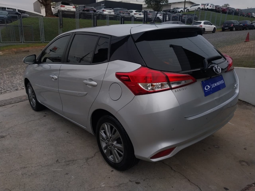 toyota yaris 1.5 16v flex sedan xl live multidrive 4p automatico 20225